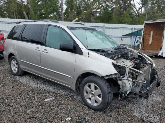 5TDZA23C55S242325 - 2005 TOYOTA SIENNA CE SILVER photo 4