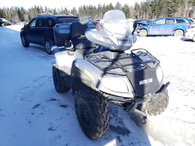 4UF09ATV89T210515 - 2009 ARCTIC CAT 700 BLUE photo 1