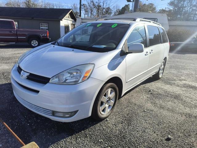 5TDZA22C34S205631 - 2004 TOYOTA SIENNA XLE WHITE photo 2