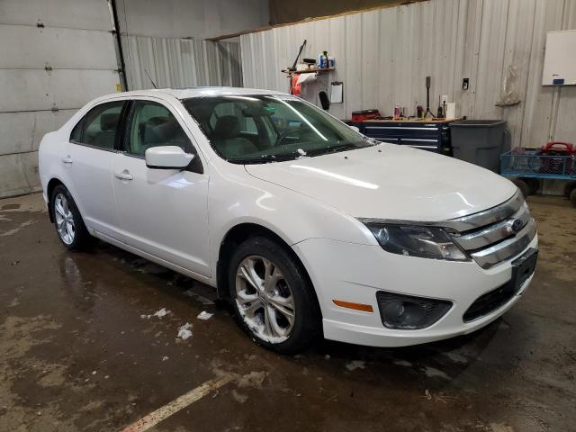 3FAHP0HA0CR101500 - 2012 FORD FUSION SE WHITE photo 4