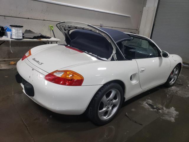 WP0CB2980YU660684 - 2000 PORSCHE BOXSTER S WHITE photo 3