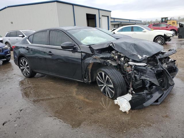 1N4BL4CW5KC150314 - 2019 NISSAN ALTIMA SR BLACK photo 4