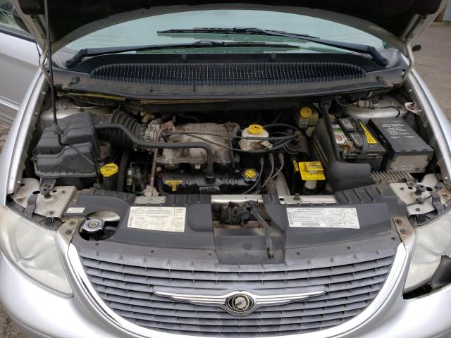 2C8GP54L31R244033 - 2001 CHRYSLER TOWN & COU LXI SILVER photo 12