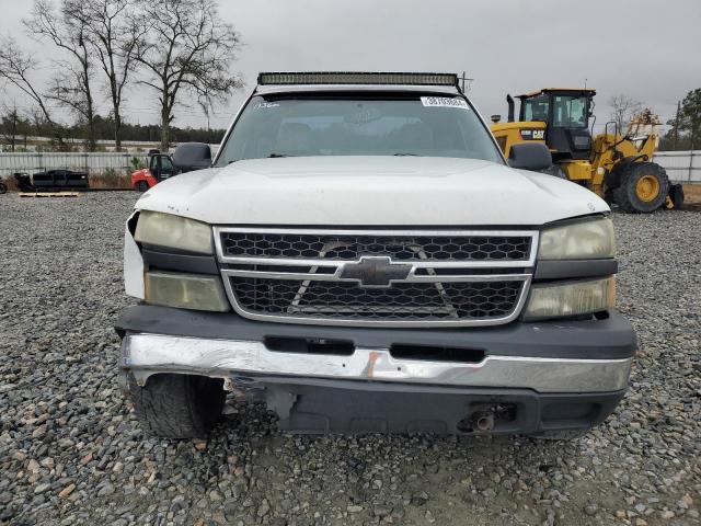 1GCEC19V77Z205497 - 2007 CHEVROLET SILVERADO C1500 CLASSIC WHITE photo 5