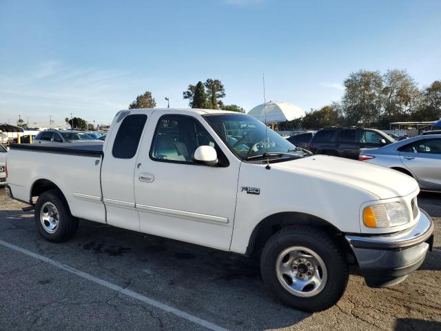 1FTZX1724WKB35561 - 1998 FORD F150 WHITE photo 4