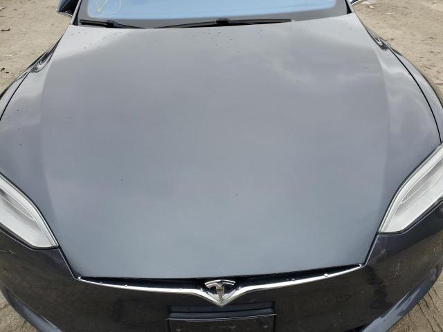 5YJSA1E25GF143026 - 2016 TESLA MODEL S ნაცრისფერი ფოტო 11