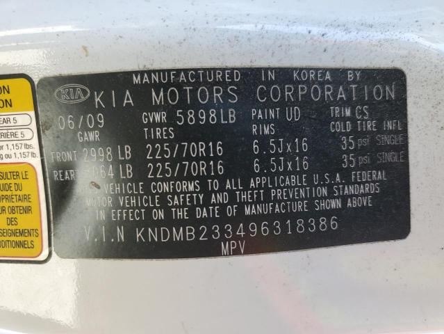 KNDMB233496318386 - 2009 KIA SEDONA EX WHITE photo 13