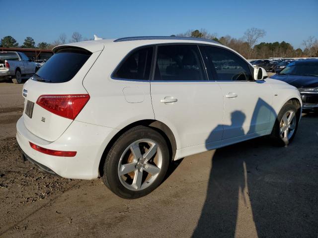 WA1DKAFP3BA050002 - 2011 AUDI Q5 PREMIUM PLUS WHITE photo 3