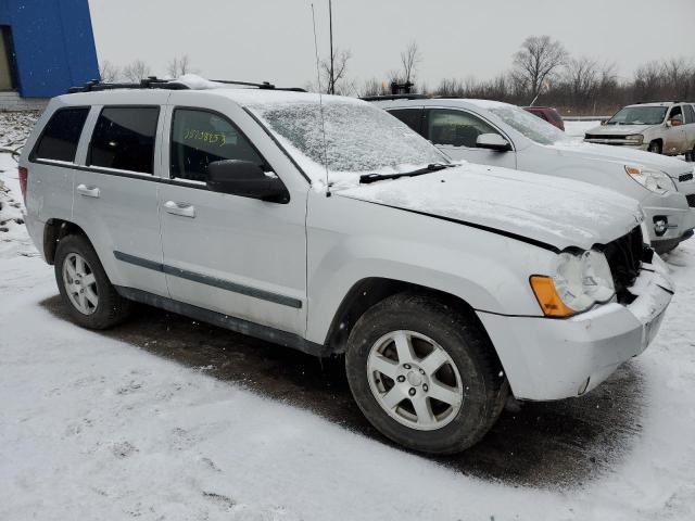 1J8HR48P59C539915 - 2009 JEEP GRAND CHER LAREDO SILVER photo 4