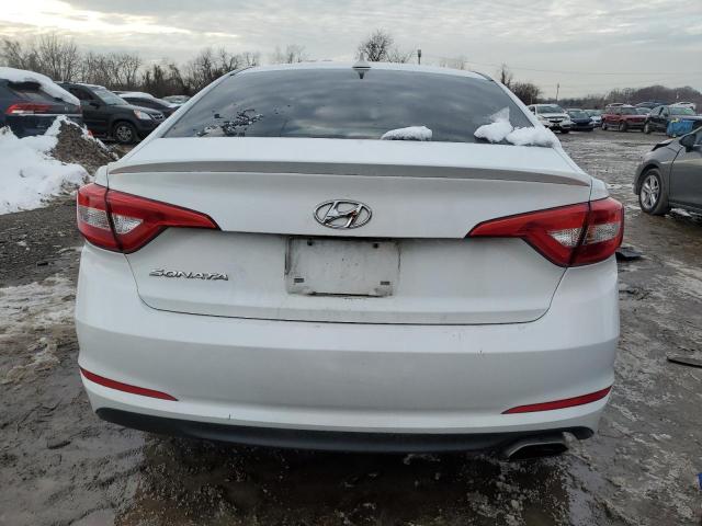 5NPE24AF5GH287312 - 2016 HYUNDAI SONATA SE WHITE photo 6