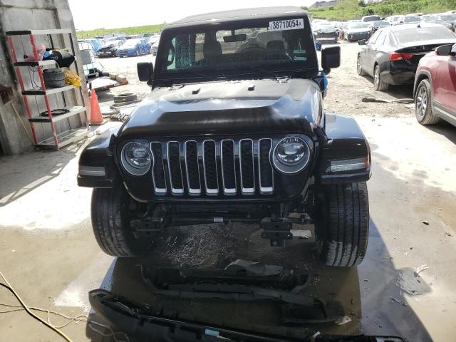 1C4JJXP67NW113534 - 2022 JEEP WRANGLER U SAHARA 4XE BLACK photo 5