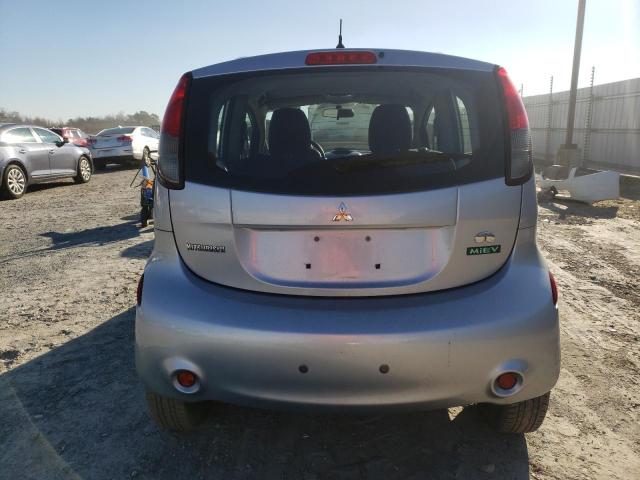 JA3215H15CU016383 - 2012 MITSUBISHI I MIEV ES SILVER photo 6