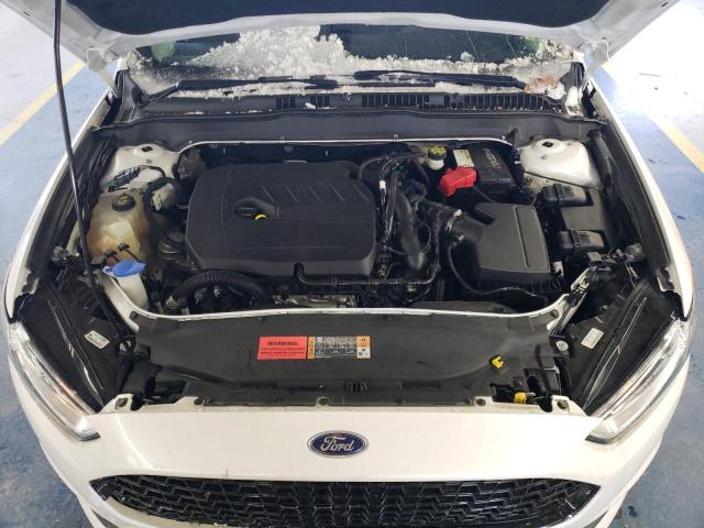 3FA6P0HD3GR244853 - 2016 FORD FUSION SE WHITE photo 11