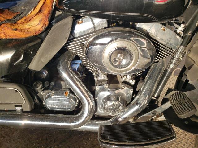 1HD1FC411BB632261 - 2011 HARLEY-DAVIDSON FLHTCUI 黑色 照片 6