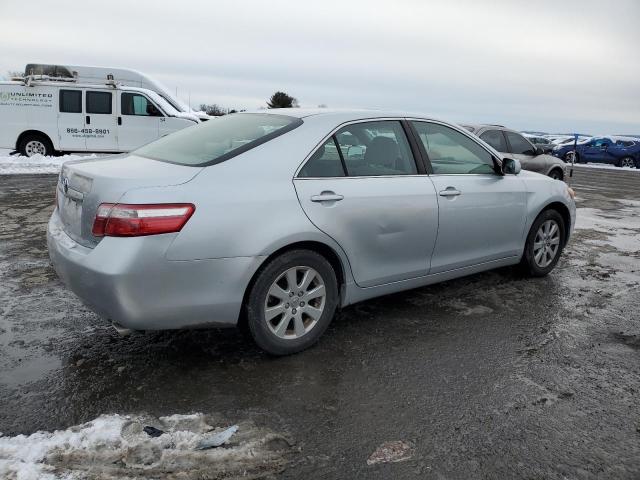 JTNBE46K673051243 - 2007 TOYOTA CAMRY CE SILVER photo 3