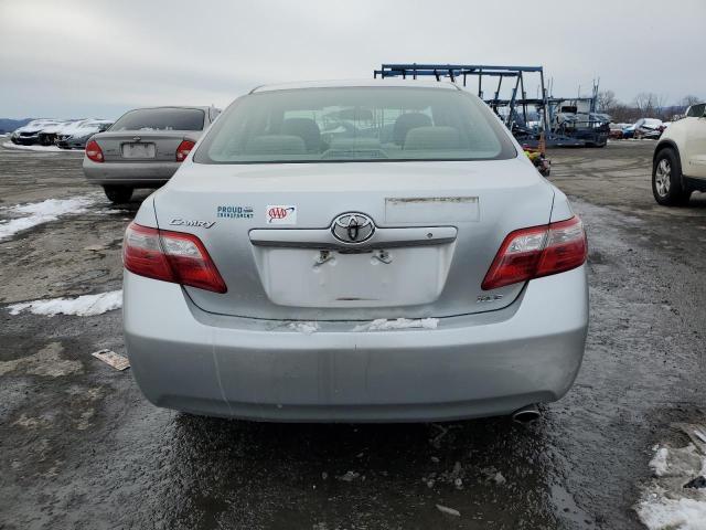 JTNBE46K673051243 - 2007 TOYOTA CAMRY CE SILVER photo 6