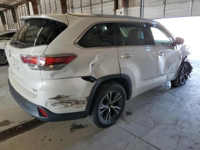 5TDKKRFH0GS128931 - 2016 TOYOTA HIGHLANDER XLE WHITE photo 3