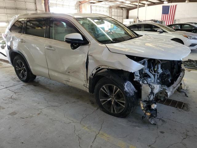 5TDKKRFH0GS128931 - 2016 TOYOTA HIGHLANDER XLE WHITE photo 4