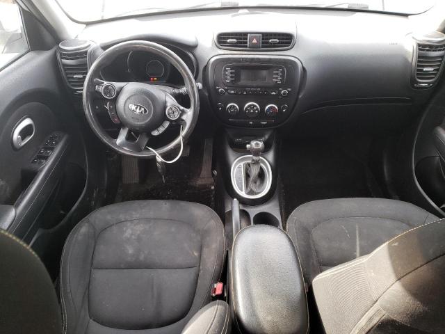 KNDJP3A51F7760983 - 2015 KIA SOUL + SILVER photo 8