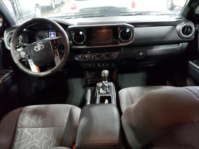 5TFCZ5ANXJX134730 - 2018 TOYOTA TACOMA DOUBLE CAB 黑色 照片 8