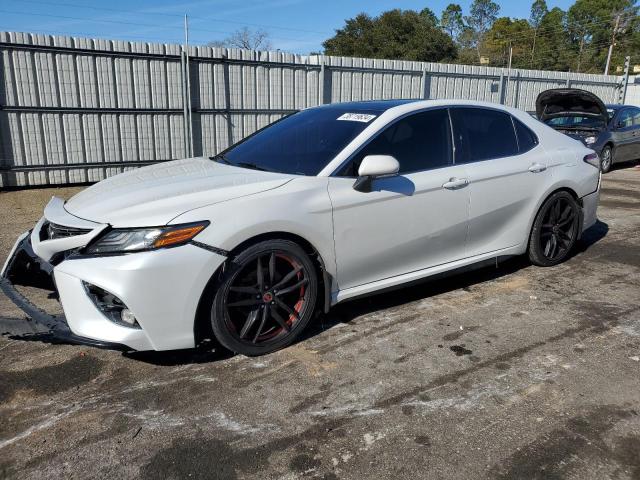 4T1B61HK2KU838153 - 2019 TOYOTA CAMRY XSE WHITE photo 1