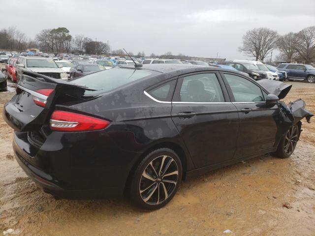 3FA6P0H78HR351411 - 2017 FORD FUSION SE BLACK photo 3