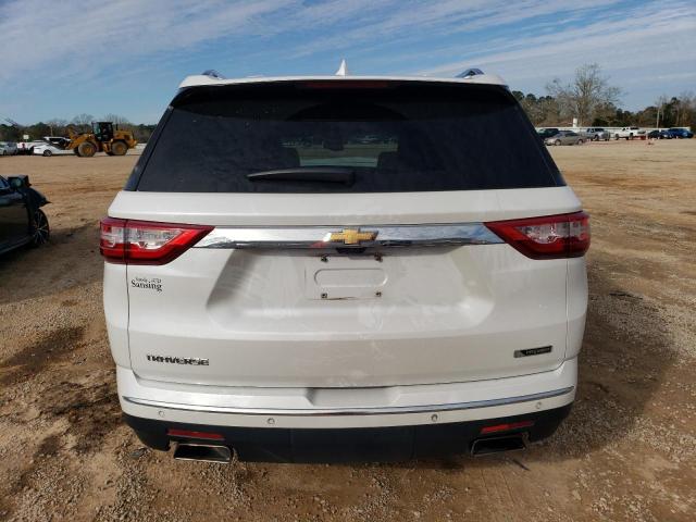 1GNERKKW5JJ196447 - 2018 CHEVROLET TRAVERSE PREMIER WHITE photo 6