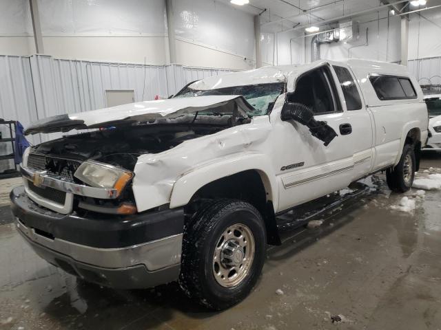 2004 CHEVROLET SILVERADO C2500 HEAVY DUTY, 