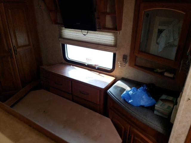 4YDF34023A4701021 - 2010 KEYSTONE MONTANA 白色 照片 5