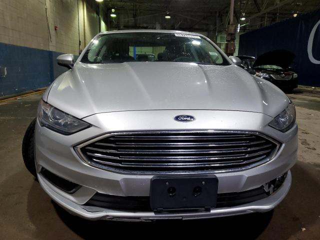 3FA6P0H7XHR138475 - 2017 FORD FUSION SE SILVER photo 5