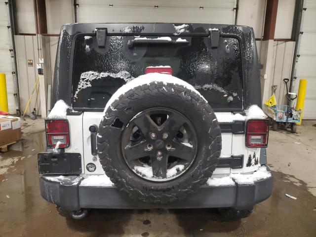 1C4HJWDG6HL666624 - 2017 JEEP WRANGLER U SPORT WHITE photo 6