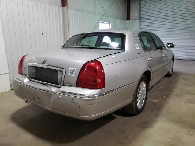 1LNHM81W65Y652487 - 2005 LINCOLN TOWN CAR SIGNATURE SILVER photo 4