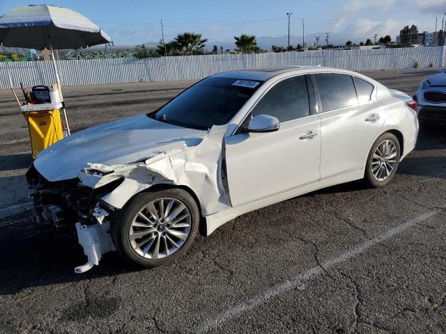 JN1EV7AP0JM366730 - 2018 INFINITI Q50 LUXE WHITE photo 1