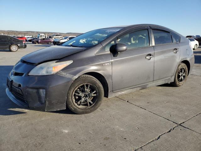 JTDKN3DU1D5661862 - 2013 TOYOTA PRIUS GRAY photo 1