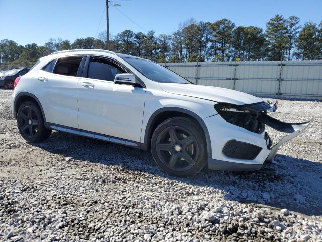 WDCTG4EB5HJ329948 - 2017 MERCEDES-BENZ GLA 250 WHITE photo 4