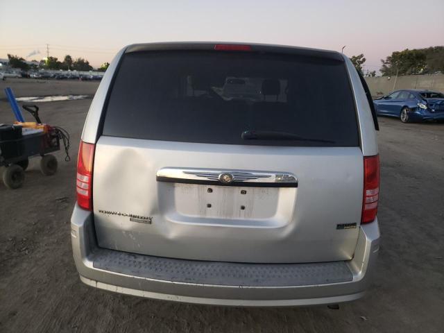 2A8HR44H48R628542 - 2008 CHRYSLER TOWN & COU LX GRAY photo 6