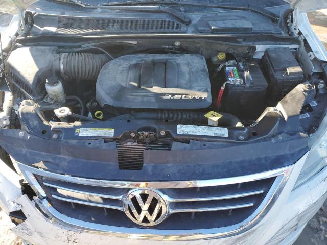 2V4RW3DG5BR642100 - 2011 VOLKSWAGEN ROUTAN SE WHITE photo 12