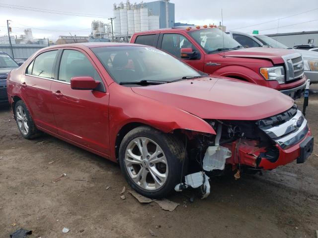 3FAHP0HA2CR186159 - 2012 FORD FUSION SE RED photo 4