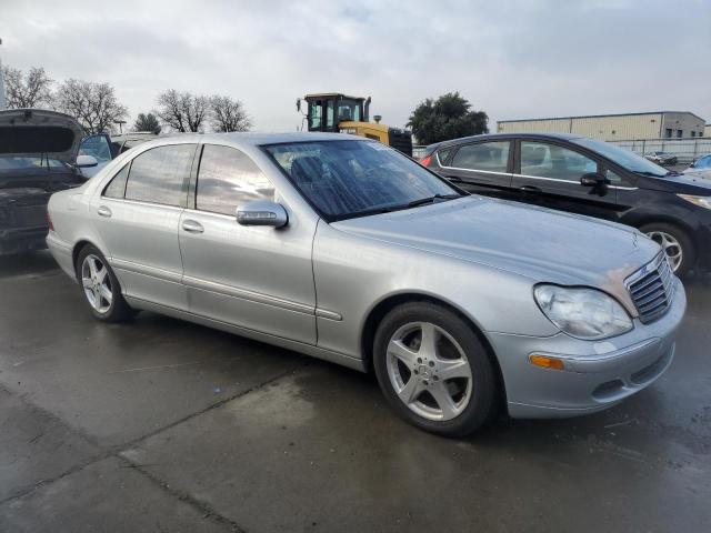 WDBNG70J65A444406 - 2005 MERCEDES-BENZ S 430 SILVER photo 4