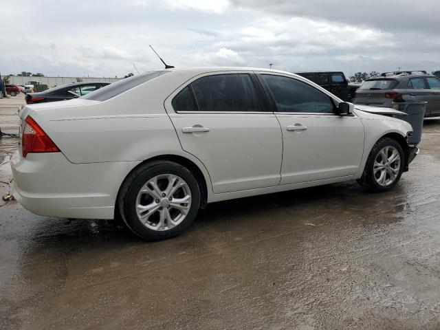 3FAHP0HA1CR328193 - 2012 FORD FUSION SE WHITE photo 3