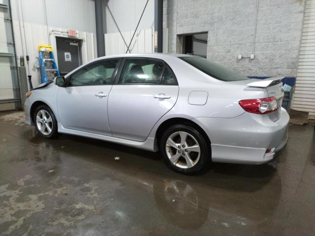 2T1BU4EEXBC675680 - 2011 TOYOTA COROLLA BASE SILVER photo 2