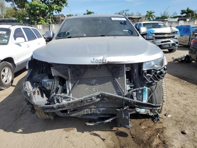 1C4RJEAG4JC172562 - 2018 JEEP GRAND CHER LAREDO Gümüş fotoğraf 5