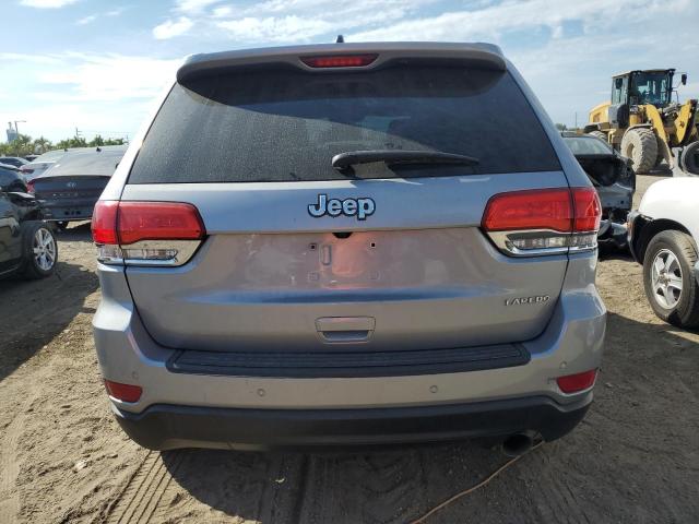 1C4RJEAG4JC172562 - 2018 JEEP GRAND CHER LAREDO Gümüş fotoğraf 6