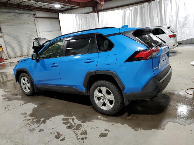 JTMP1RFV4KD008794 - 2019 TOYOTA RAV4 XLE BLUE photo 2