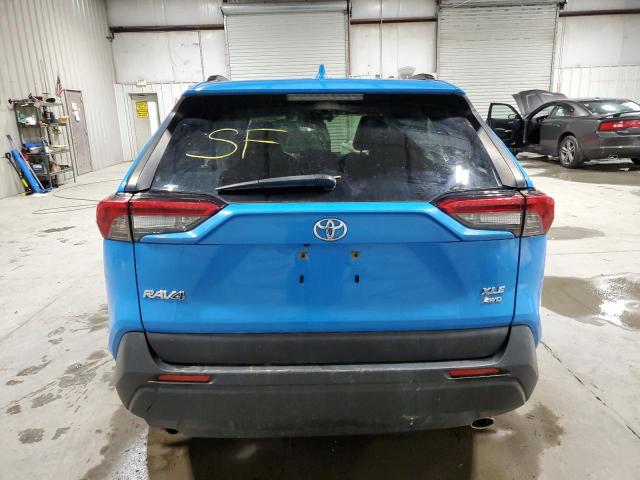 JTMP1RFV4KD008794 - 2019 TOYOTA RAV4 XLE BLUE photo 6