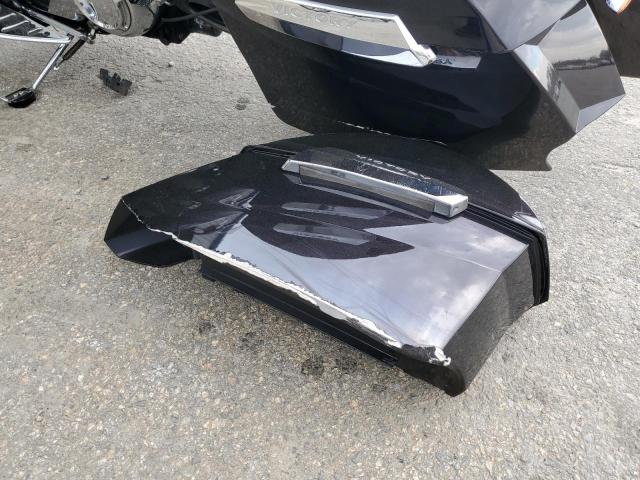 5VPDB36D6A3002585 - 2010 VICTORY MOTORCYCLES CROSS COUN Noir photo 9