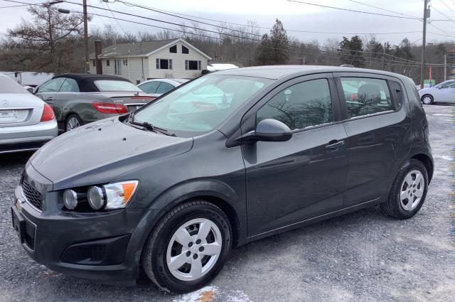 1G1JA6SG0G4139118 - 2016 CHEVROLET SONIC LS 黑色 照片 2