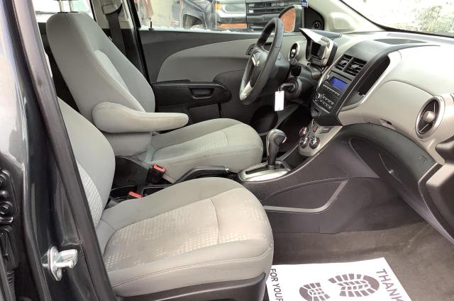 1G1JA6SG0G4139118 - 2016 CHEVROLET SONIC LS 黑色 照片 5