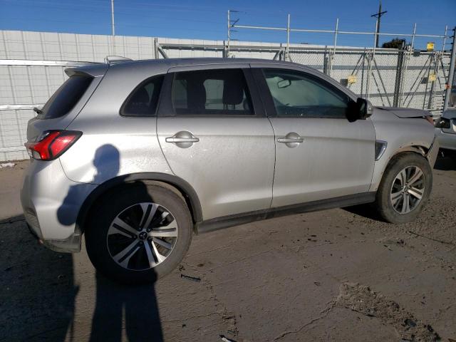 JA4ARUAU6MU015209 - 2021 MITSUBISHI OUTLANDER ES SILVER photo 3