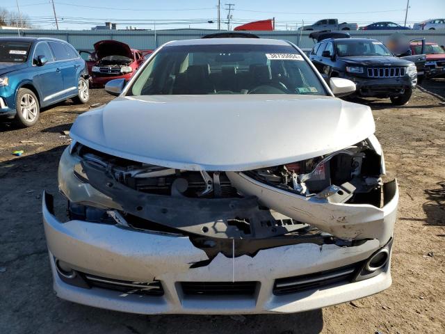 4T1BF1FK1EU348424 - 2014 TOYOTA CAMRY L SILVER photo 5